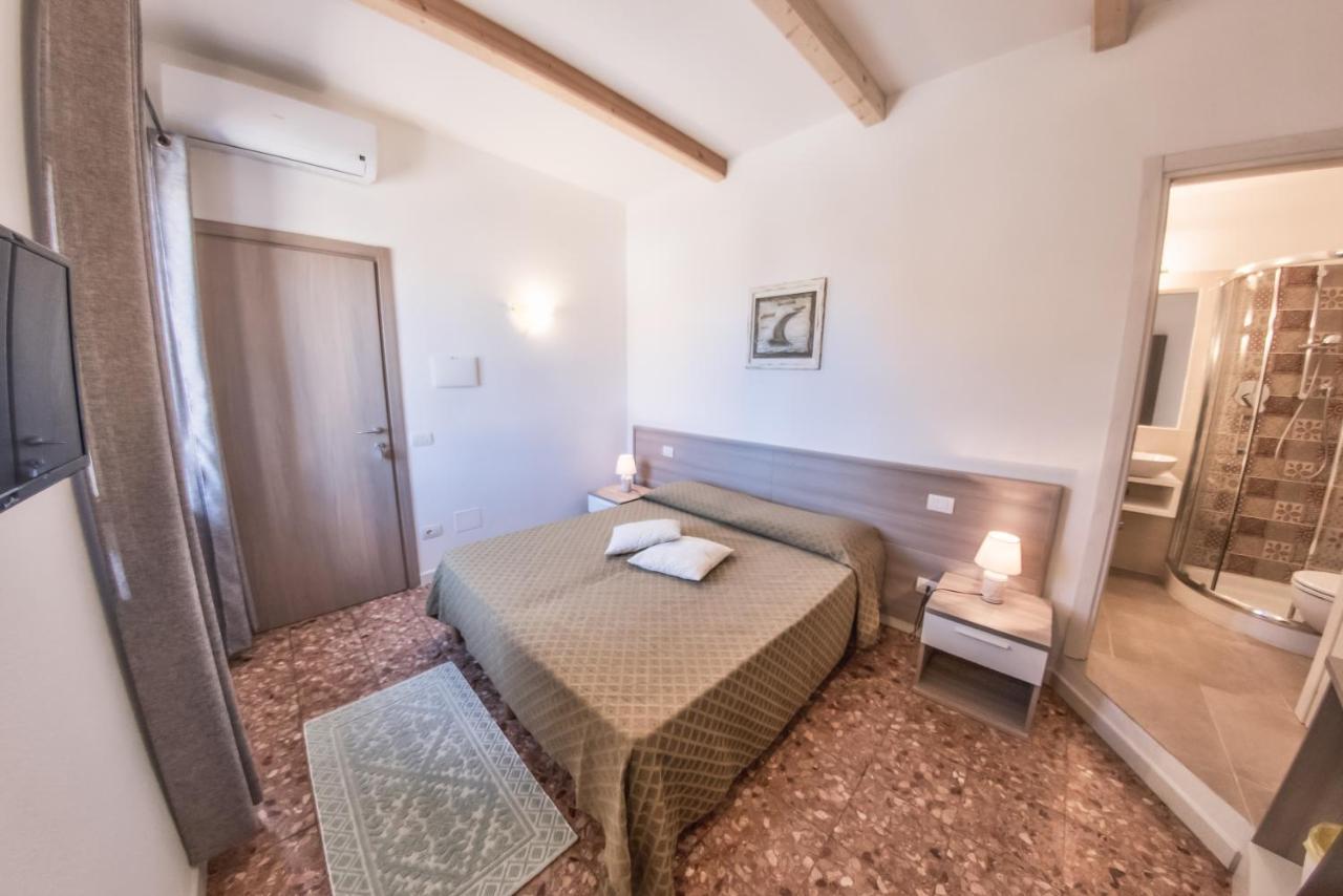 B&B Da Nicoletta Сан Панталео Екстериор снимка